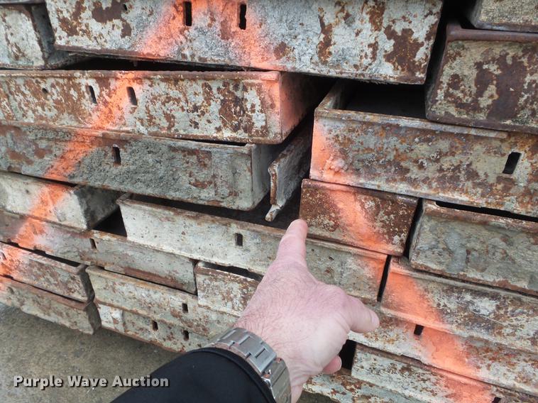 image for item DM9996 (161) concrete forms