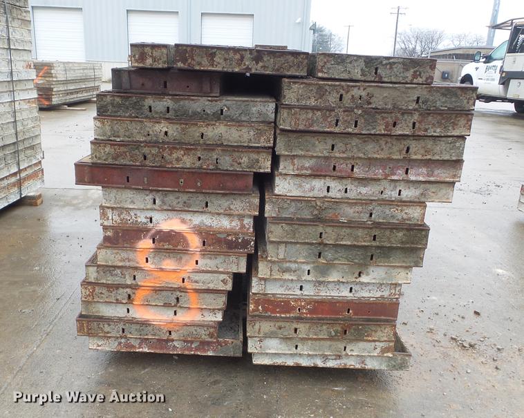 image for item DM9996 (161) concrete forms