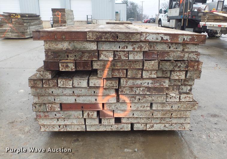 image for item DM9996 (161) concrete forms