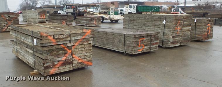 image for item DM9997 (143) concrete forms