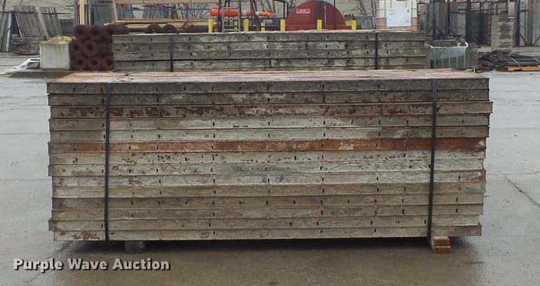 image for item DM9997 (143) concrete forms