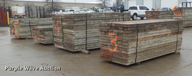 image for item DM9997 (143) concrete forms