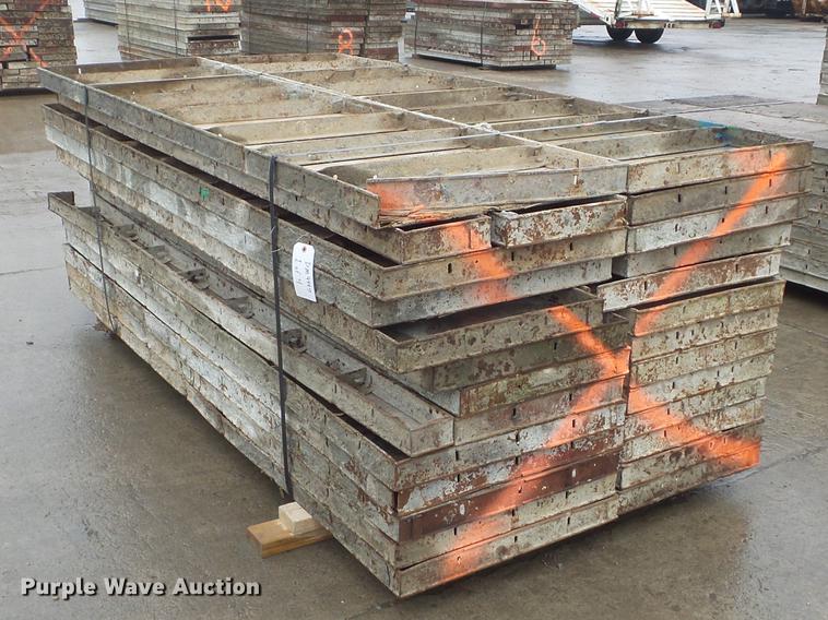 image for item DM9997 (143) concrete forms