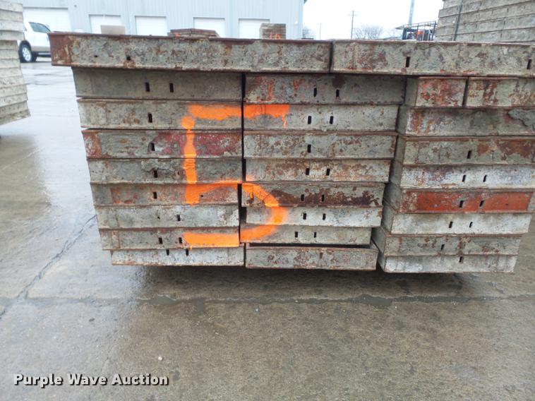 image for item DM9997 (143) concrete forms