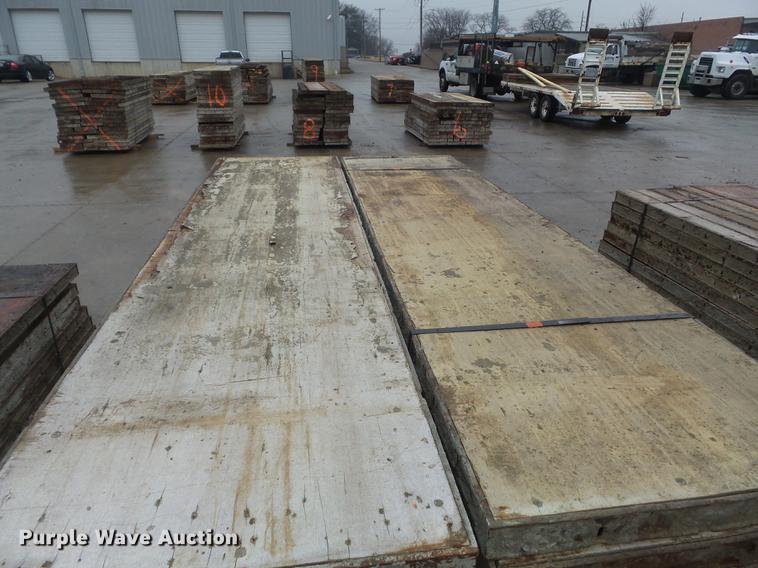 image for item DM9997 (143) concrete forms