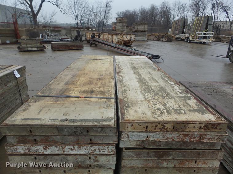 image for item DM9997 (143) concrete forms