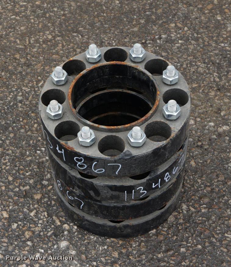 (4) Bobcat 2" wheel spacers in Topeka, KS Item DN9328 sold Purple Wave