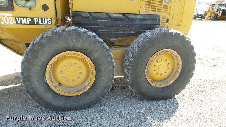 image for item DP9575 2006 Caterpillar 140H motor grader