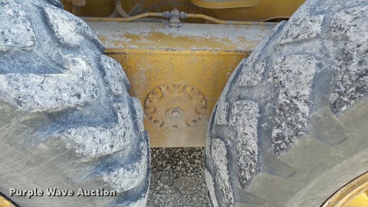 image for item DP9575 2006 Caterpillar 140H motor grader