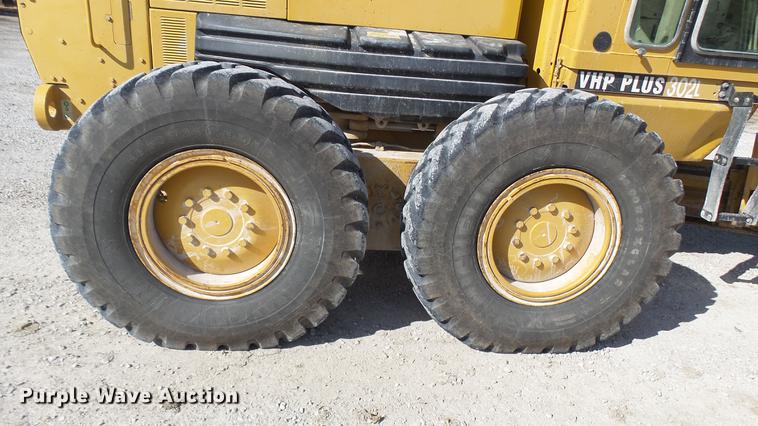 image for item DP9575 2006 Caterpillar 140H motor grader