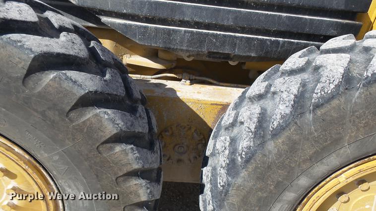 image for item DP9575 2006 Caterpillar 140H motor grader