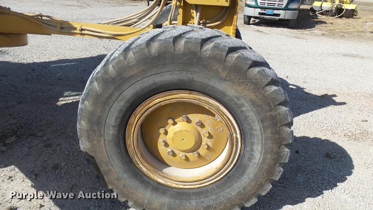 image for item DP9575 2006 Caterpillar 140H motor grader