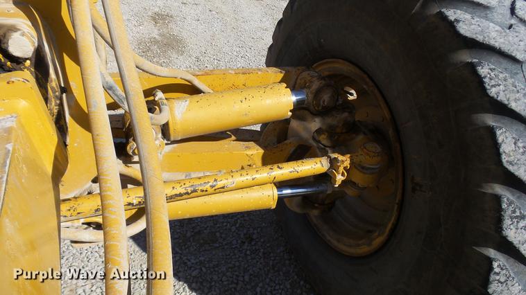 image for item DP9575 2006 Caterpillar 140H motor grader