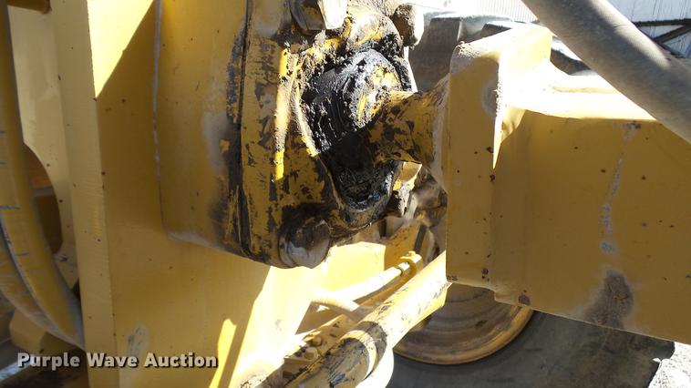 image for item DP9575 2006 Caterpillar 140H motor grader