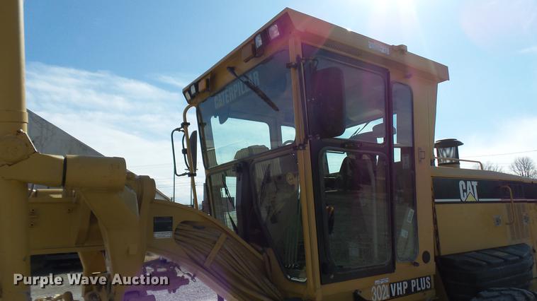 image for item DP9575 2006 Caterpillar 140H motor grader