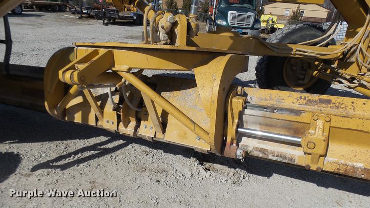 image for item DP9575 2006 Caterpillar 140H motor grader