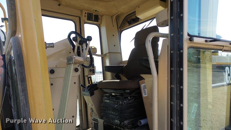 image for item DP9575 2006 Caterpillar 140H motor grader