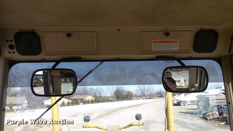 image for item DP9575 2006 Caterpillar 140H motor grader