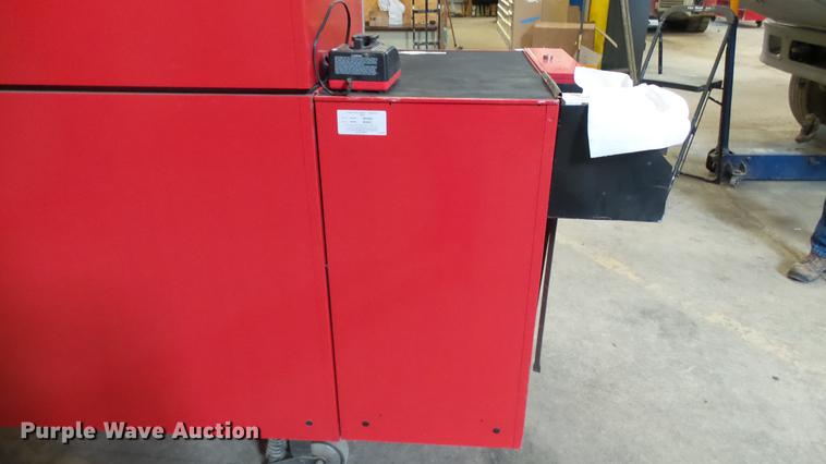 image for item DP9585 Snap-on toolbox with tools