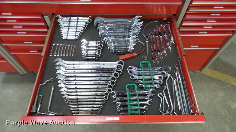 image for item DP9585 Snap-on toolbox with tools