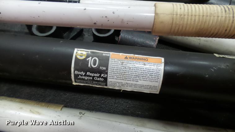 image for item DP9585 Snap-on toolbox with tools