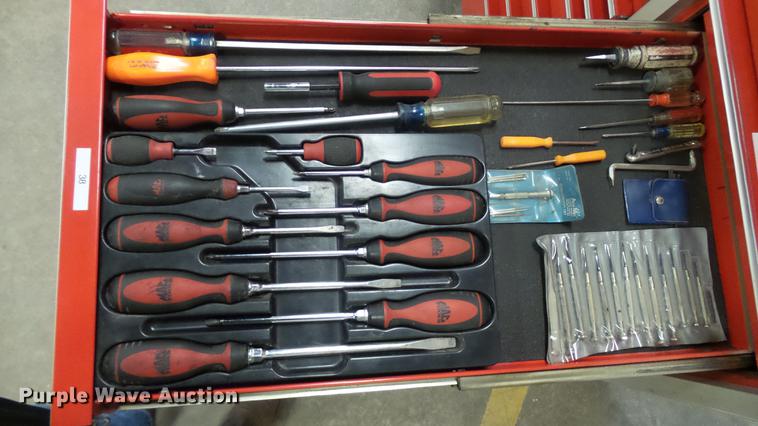 image for item DP9585 Snap-on toolbox with tools