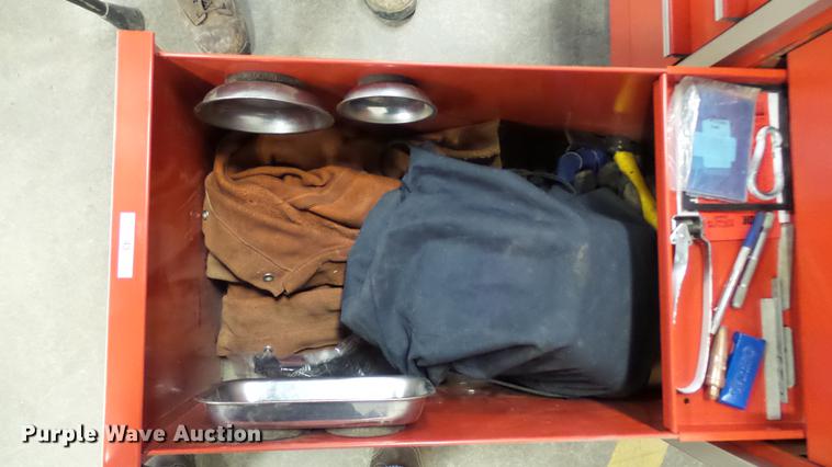 image for item DP9585 Snap-on toolbox with tools