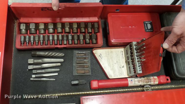 image for item DP9585 Snap-on toolbox with tools