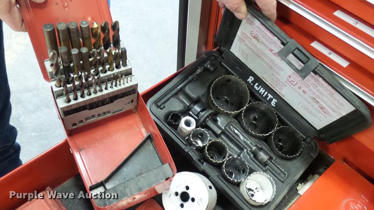 image for item DP9585 Snap-on toolbox with tools