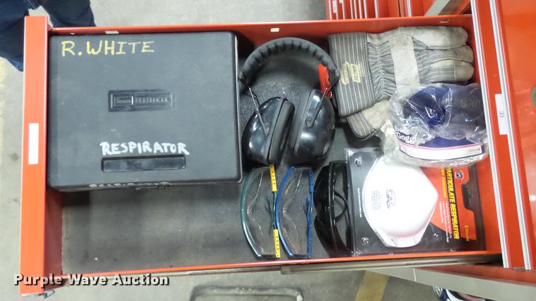 image for item DP9585 Snap-on toolbox with tools