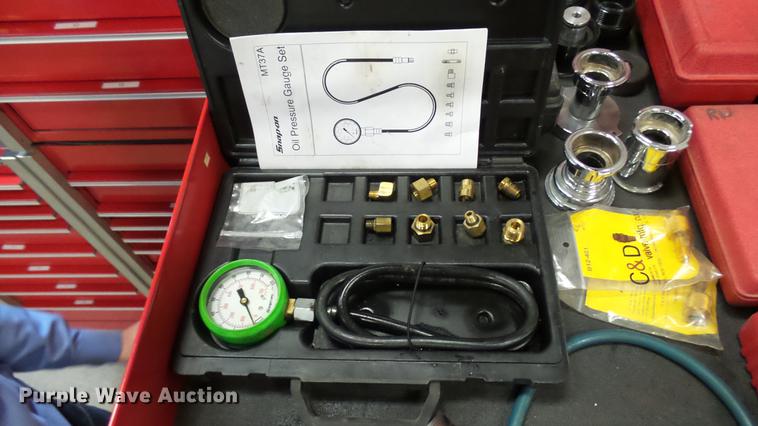 image for item DP9585 Snap-on toolbox with tools