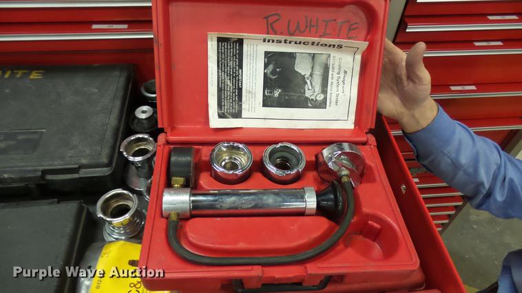 image for item DP9585 Snap-on toolbox with tools