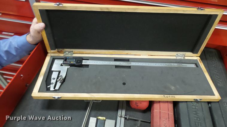 image for item DP9585 Snap-on toolbox with tools