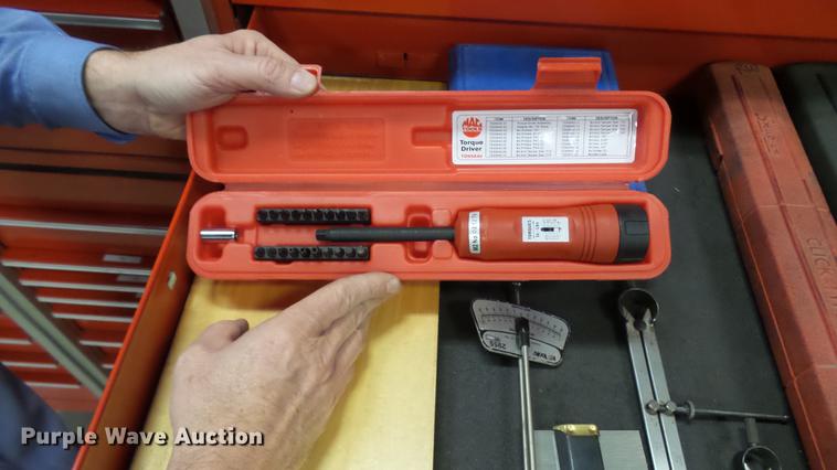 image for item DP9585 Snap-on toolbox with tools