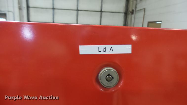 image for item DP9585 Snap-on toolbox with tools