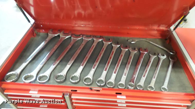 image for item DP9585 Snap-on toolbox with tools