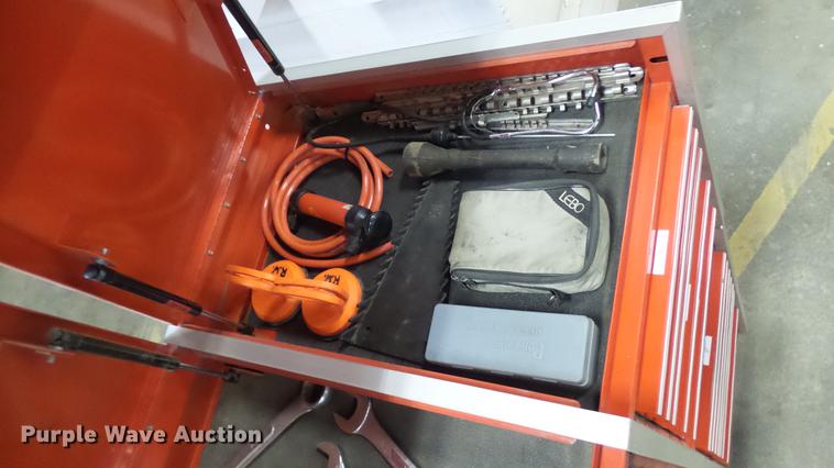 image for item DP9585 Snap-on toolbox with tools