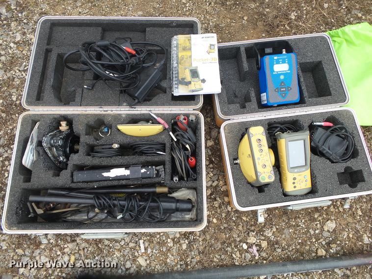 image for item DS9576 Topcon HiPer GPS