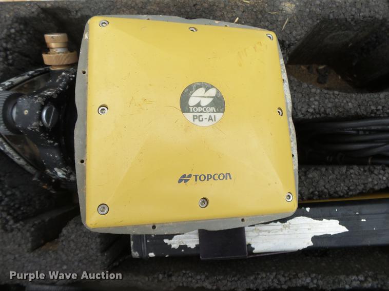 image for item DS9576 Topcon HiPer GPS