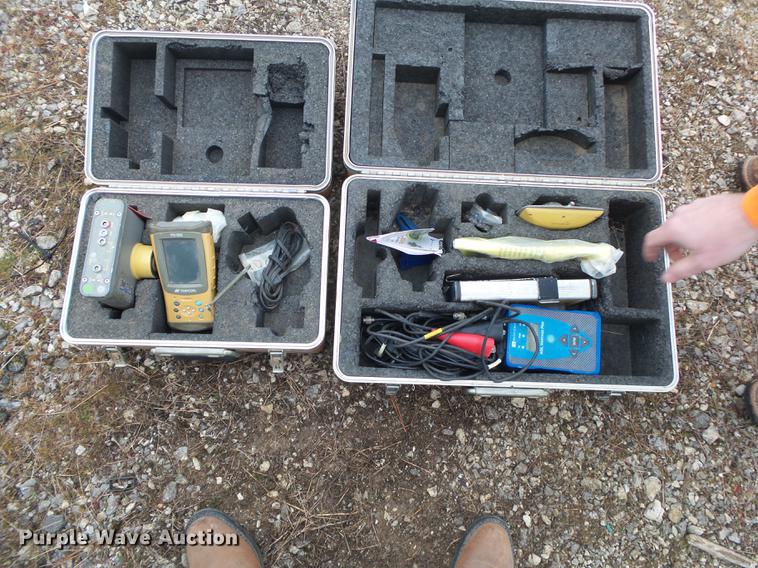 image for item DS9577 Topcon HiPer GPS