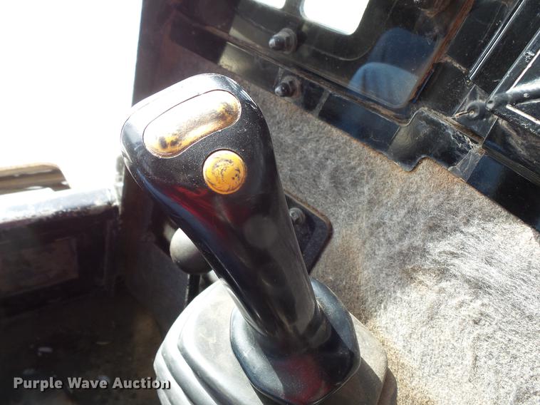 image for item DV9551 2010 Terex PT-100 skid steer