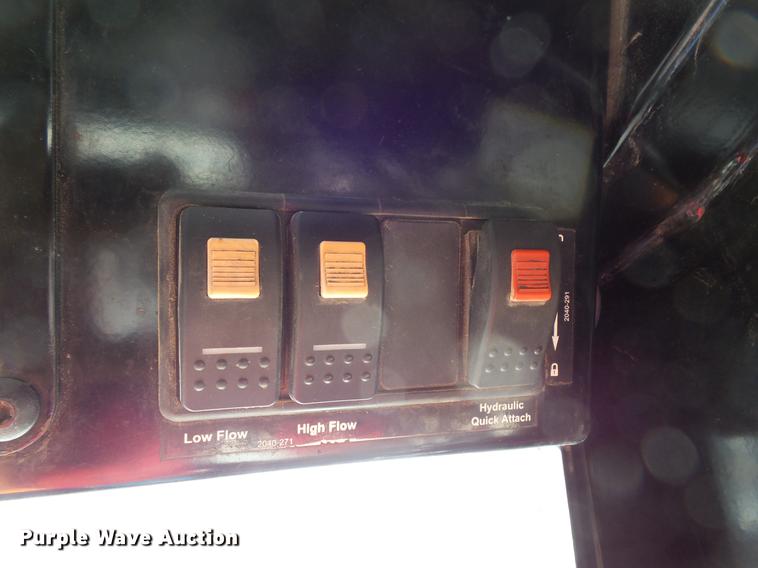 image for item DV9551 2010 Terex PT-100 skid steer