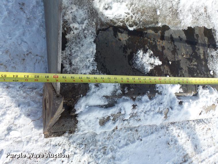 image for item DV9553 2013 Kubota SVL90-2 skid steer