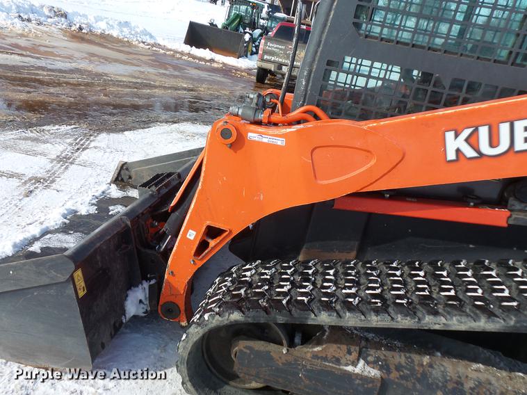 image for item DV9553 2013 Kubota SVL90-2 skid steer