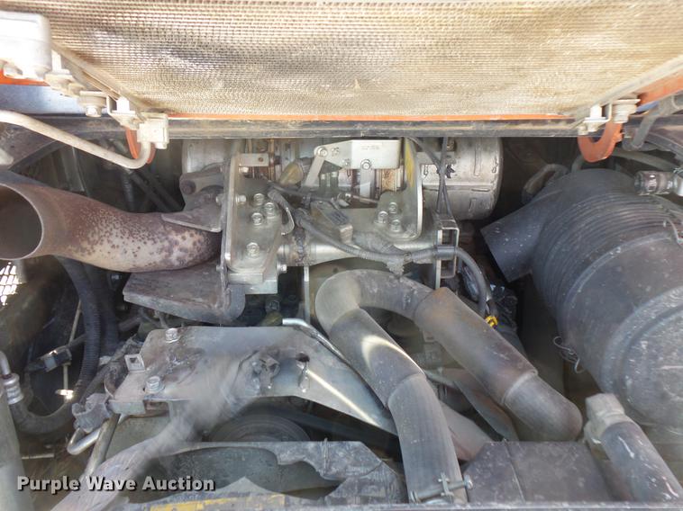 image for item DV9553 2013 Kubota SVL90-2 skid steer