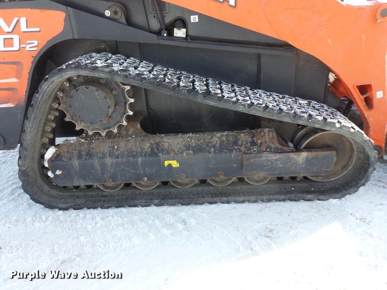 image for item DV9553 2013 Kubota SVL90-2 skid steer