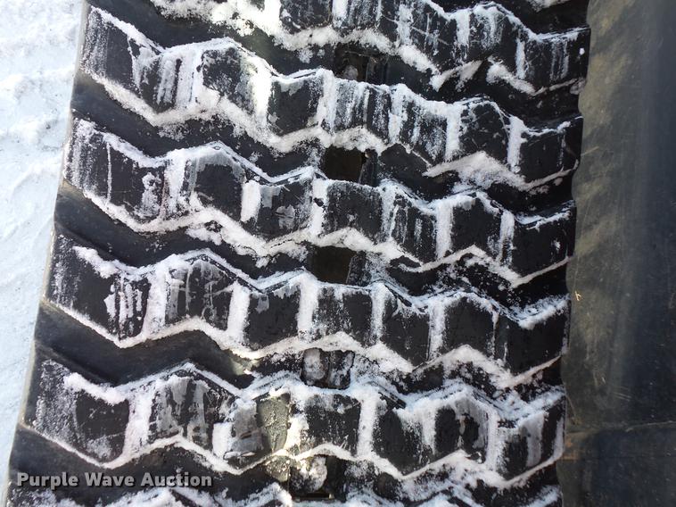 image for item DV9553 2013 Kubota SVL90-2 skid steer