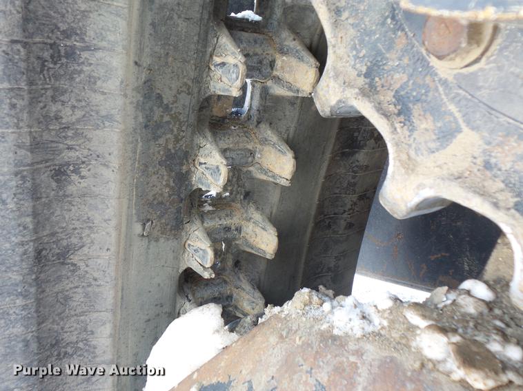 image for item DV9553 2013 Kubota SVL90-2 skid steer