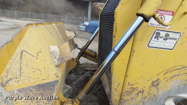 image for item DX9353 2006 Komatsu D65EX-15R dozer