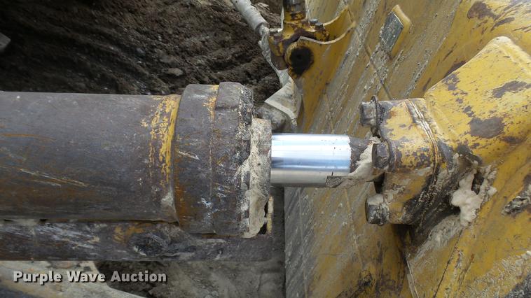 image for item DX9353 2006 Komatsu D65EX-15R dozer